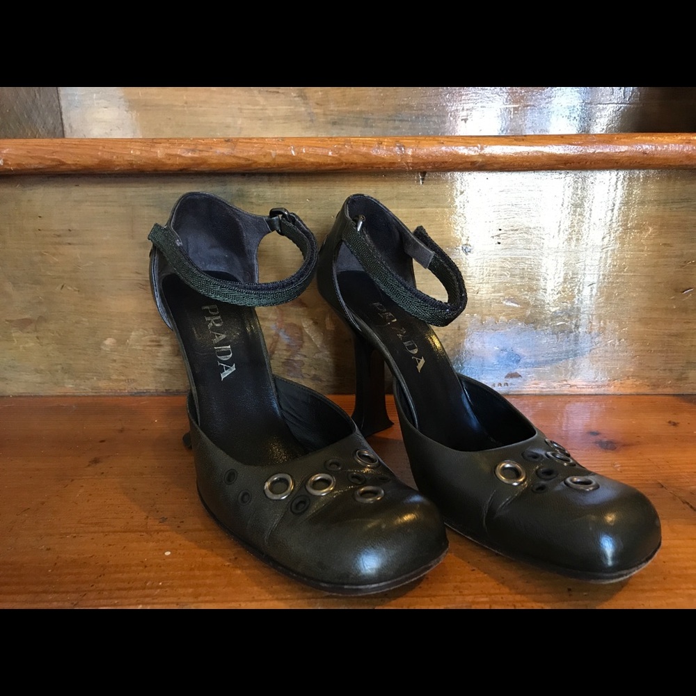 Prada - Vintage Mary Jane 39.5